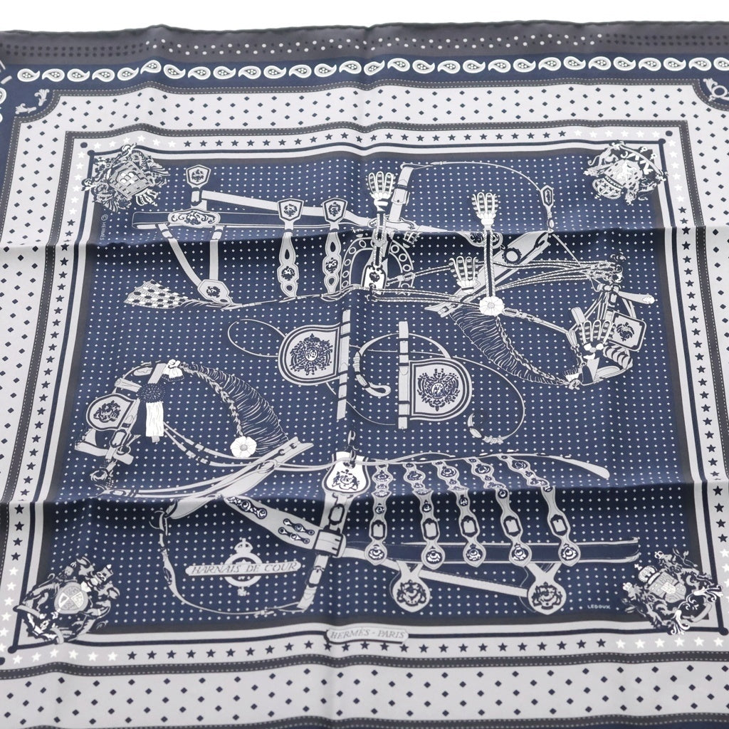 HERMES(エルメス) カレ55 Harnais de Cour Bandana 宮廷のバグ