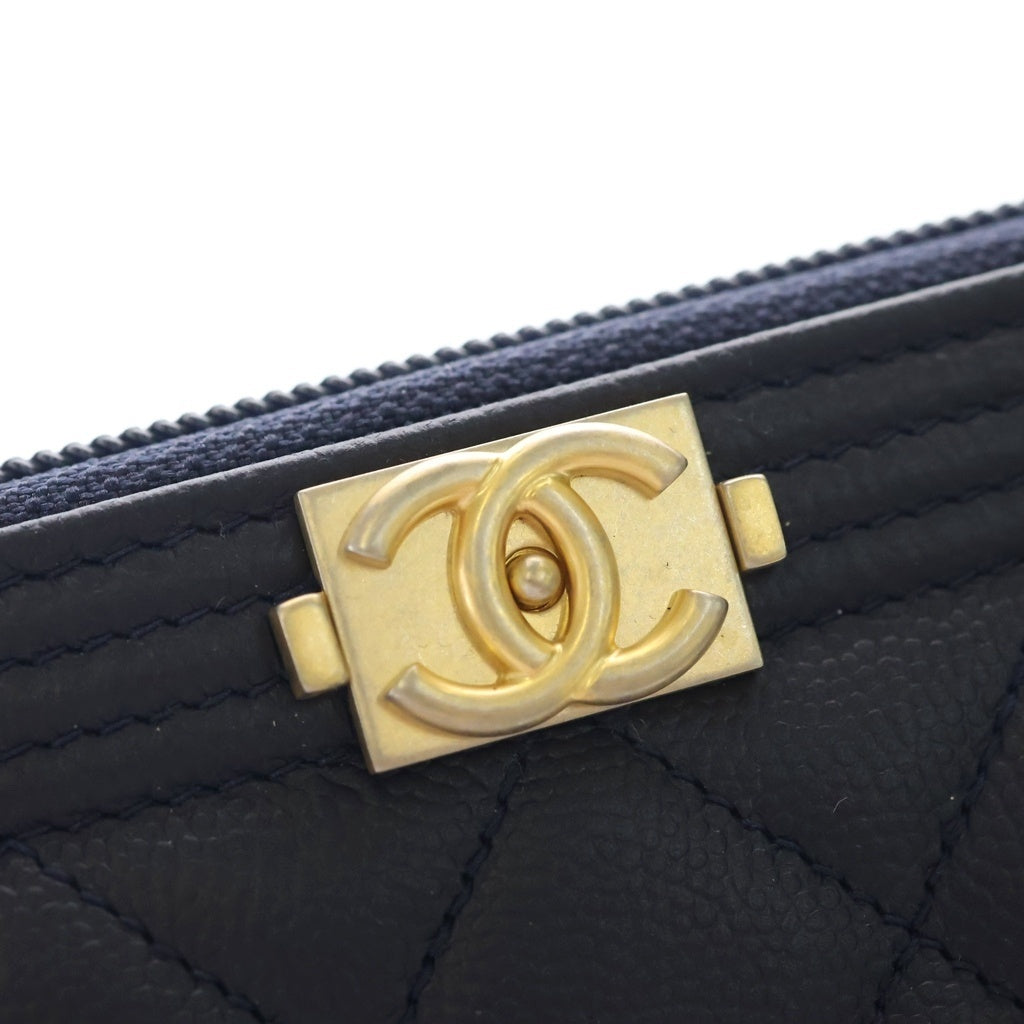 CHANEL(シャネル) ボーイシャネル キャビアスキン レザー ラウンドファスナー ロングウォレット 長財布 ゴールド金具 ネイビー 24番台 シール レディース