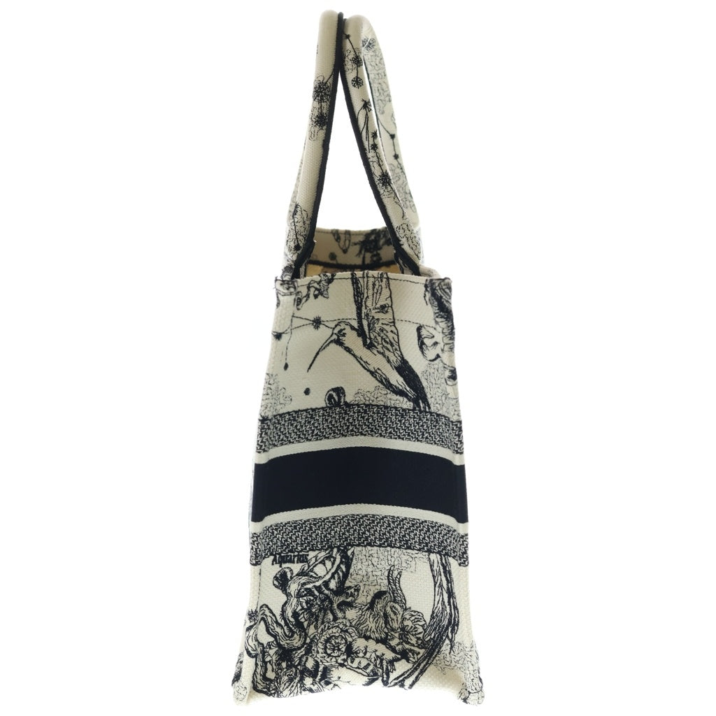 Christian Dior(クリスチャンディオール) ブックトート ミディアム ゾディアック エンブロイダリー トートバッグ ハンドバッグ アイボリー×ブラック キャンバス レディース