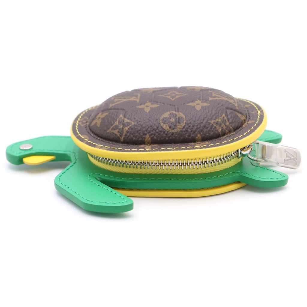LOUIS VUITTON(ルイヴィトン) キーホルダー・LVタートル バッグチャーム ポーチ ケース キーホルダー ブラウン×グリーン レザー×PVC M01471 シルバー金具 レディース