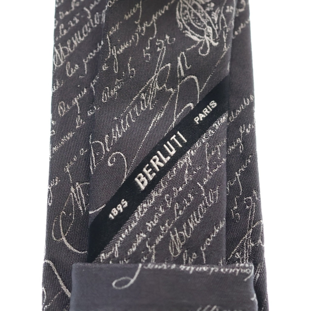 Berluti(ベルルッティ) カリグラフィー クラシック スクリットパターン シルクネクタイ グレー