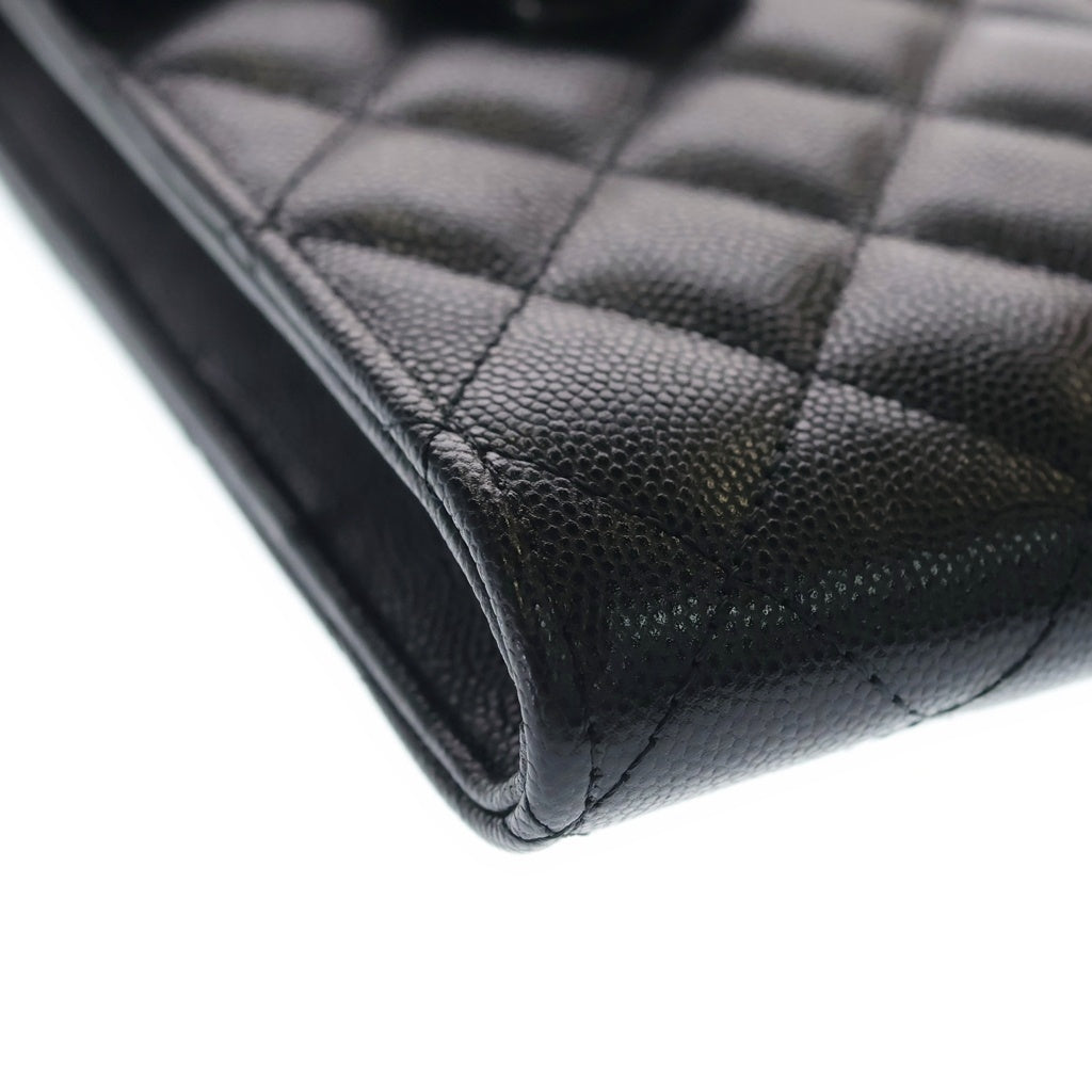 CHANEL(シャネル) マトラッセ チェーンショルダーフォンポーチ ブラック キャビアスキン ポシェット シルバー金具 AP2164 レディース