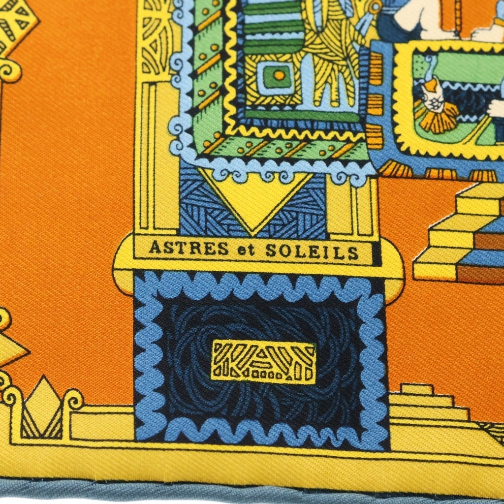 HERMES(エルメス) カレ50 天体と太陽 シルクスカーフ オレンジ レディース