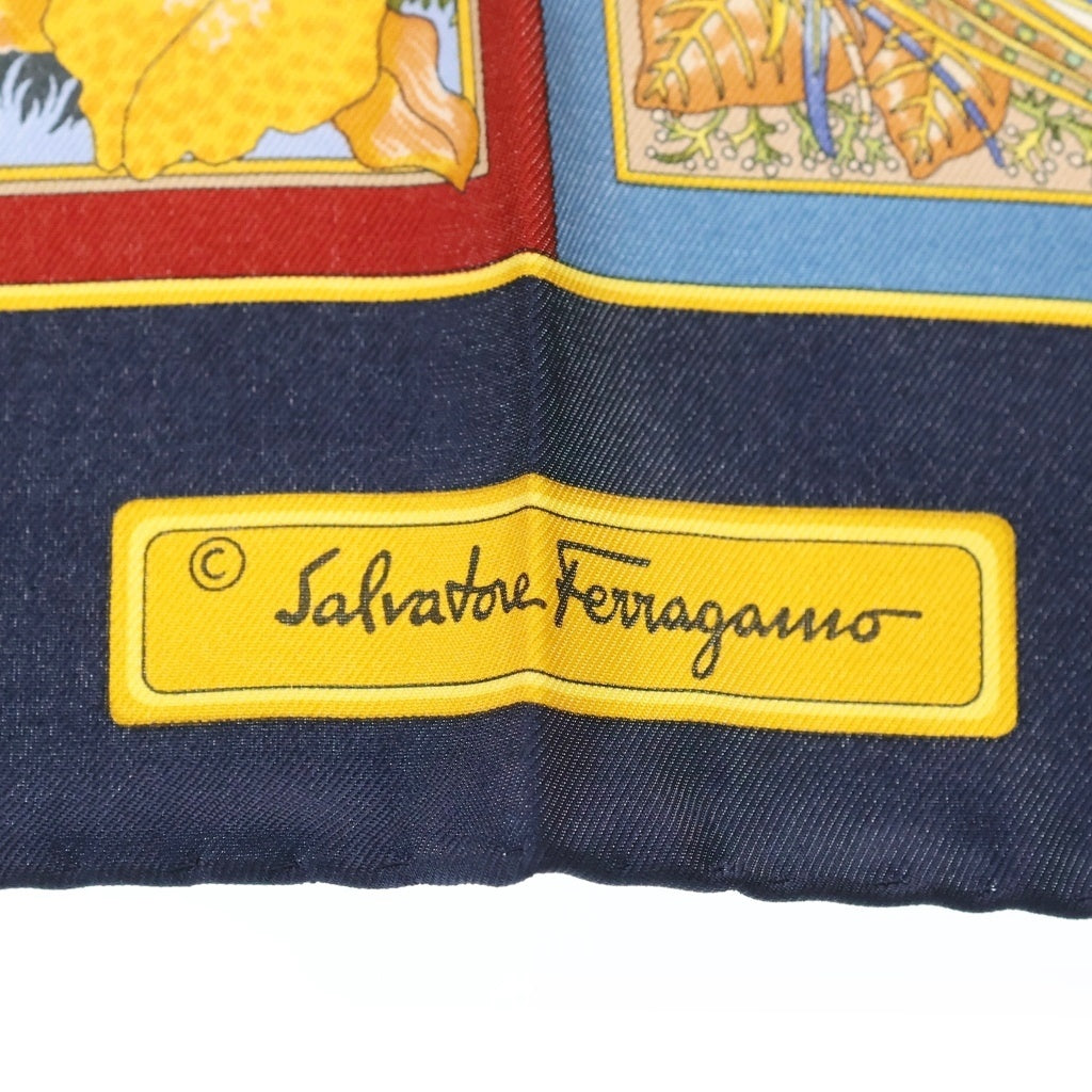 FERRAGAMO(フェラガモ) シルクスカーフ アニマルモチーフ 総柄 マルチカラー ネイビー系 レディース