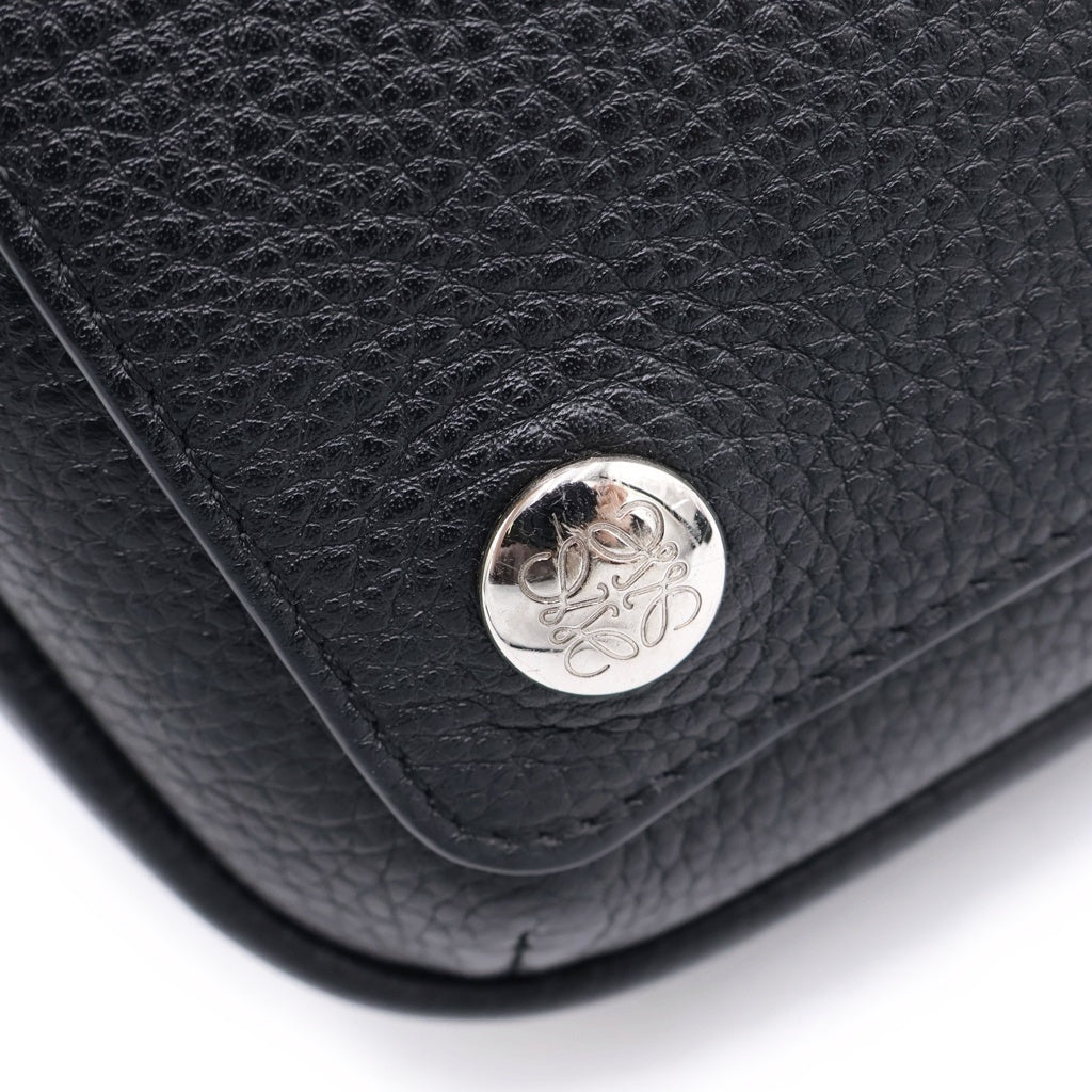 LOEWE(ロエベ) ペブル メッセンジャーバッグ スモール ショルダーバッグ サプルグレインカーフ レザー ロゴ ブラック BANBPCBX01