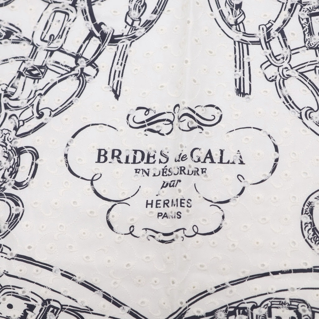 HERMES(エルメス) カレ70 ブリッド・ドゥ・ガラ イングリッシュ・エンブロイダリー シルク スカーフ ホワイト レディース