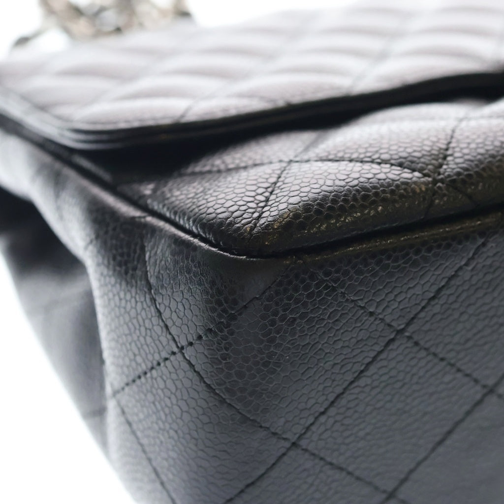 CHANEL(シャネル) デカマトラッセ 30 SフラップWチェーンショルダーバッグ 黒 キャビアスキン SV金具 13576950 箱・カード レディース