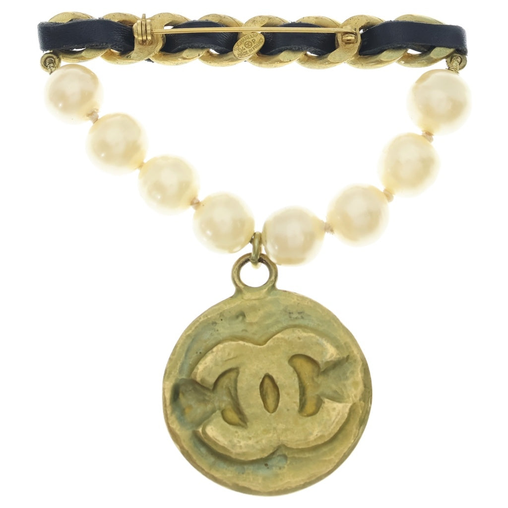 CHANEL(シャネル) ココマーク パールブローチ ピンバッジ ブラック×ゴールド GP レディース