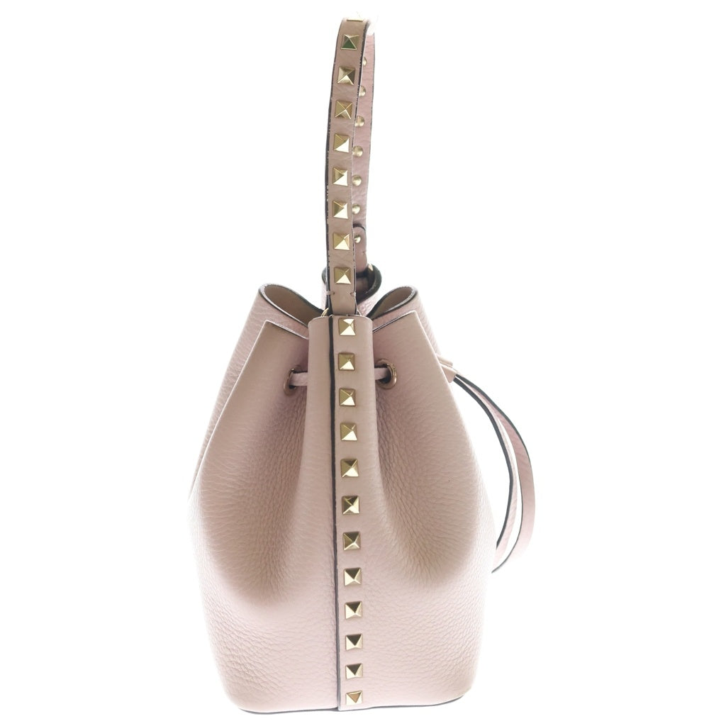VALENTINO GARAVANI(ヴァレンチノガラヴァーニ) ロックスタッズ レザー ゴールド金具 2WAY バケットバッグ ショルダーバッグ ハンドバッグ 巾着バッグ ピンク系 レディース