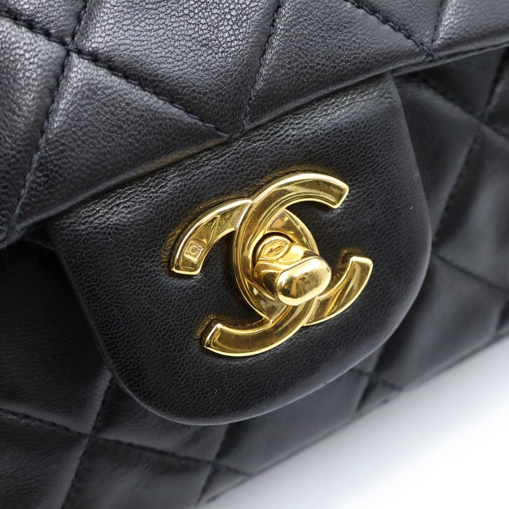 CHANEL(シャネル) マトラッセ25 WフラップWチェーンショルダーバッグ ラムスキン レザー ゴールド金具 ブラック 3番台 レディース