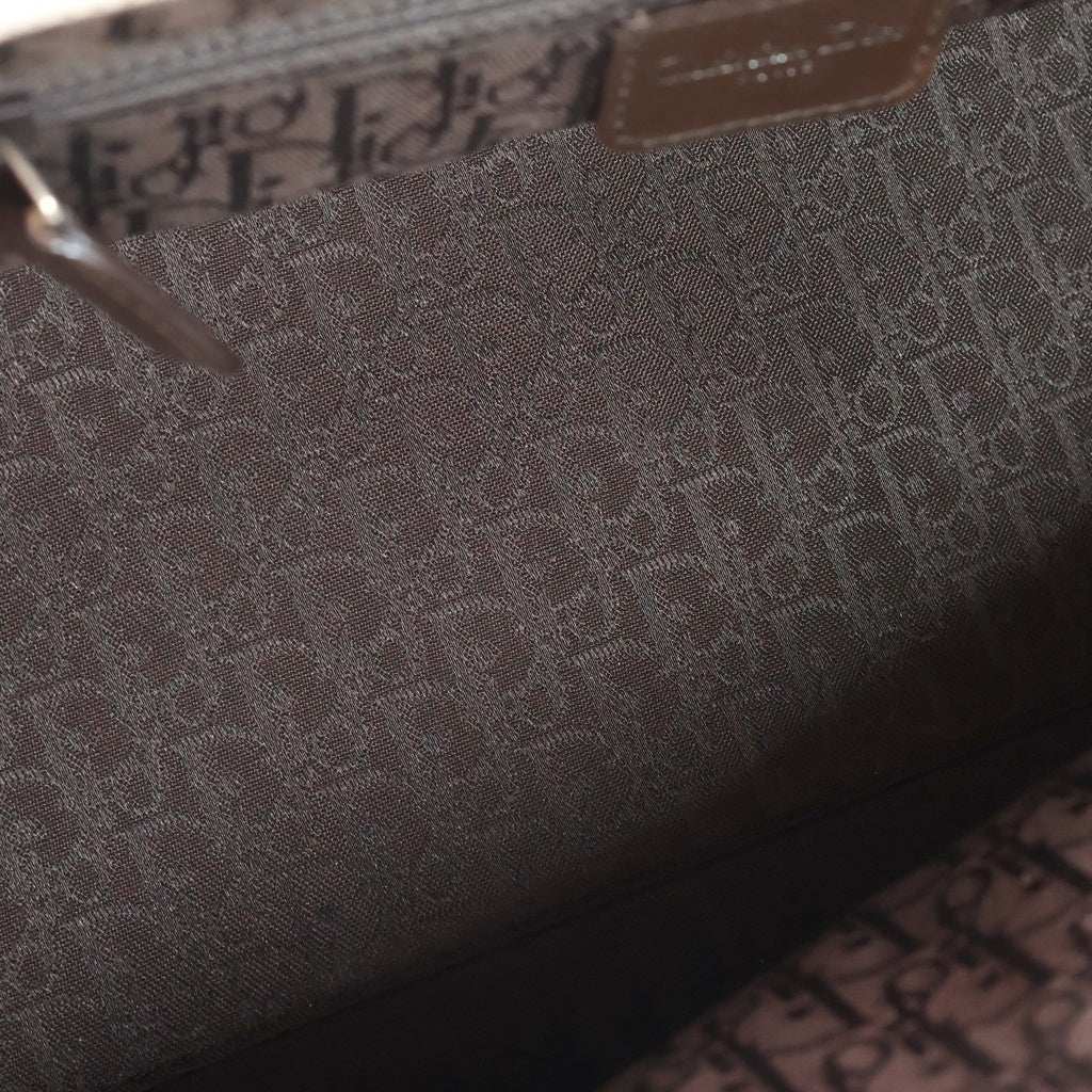 Christian Dior(クリスチャンディオール) フラワー刺繍 CDロゴ レザー ミニボストン ハンドバッグ シルバー金具 ホワイト レディース