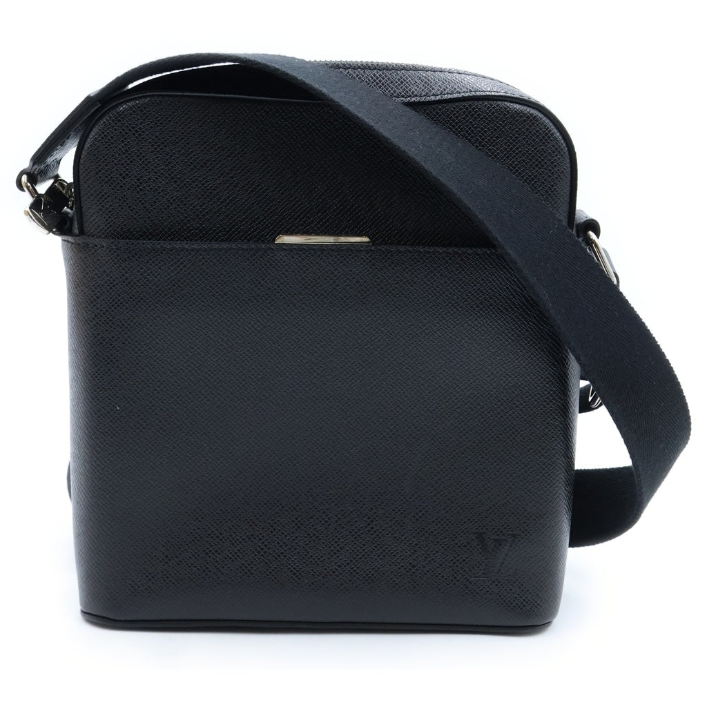 LOUIS VUITTON(ルイヴィトン) タイガ アントン メッセンジャーPM ショルダーバッグ ブラック PVCレザー M33427 RFID