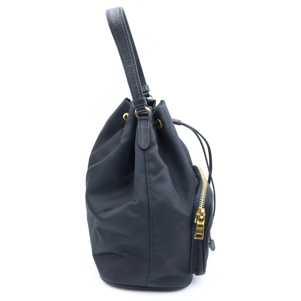 PRADA(プラダ) Re-Nylon トライアングルロゴ デュエット ハンド バケット ショルダーバッグ 巾着 ナイロン ブラック 1BH038 レディース