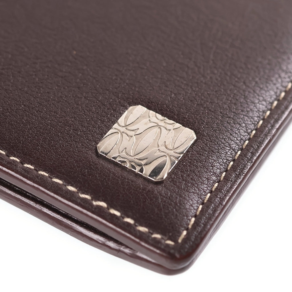 Cartier(カルティエ) 2Cプレート ロゴ ステッチ レザー シルバー金具 パスポートケース 手帳カバー マルチケース 長財布 札入れ ブラウン レディース