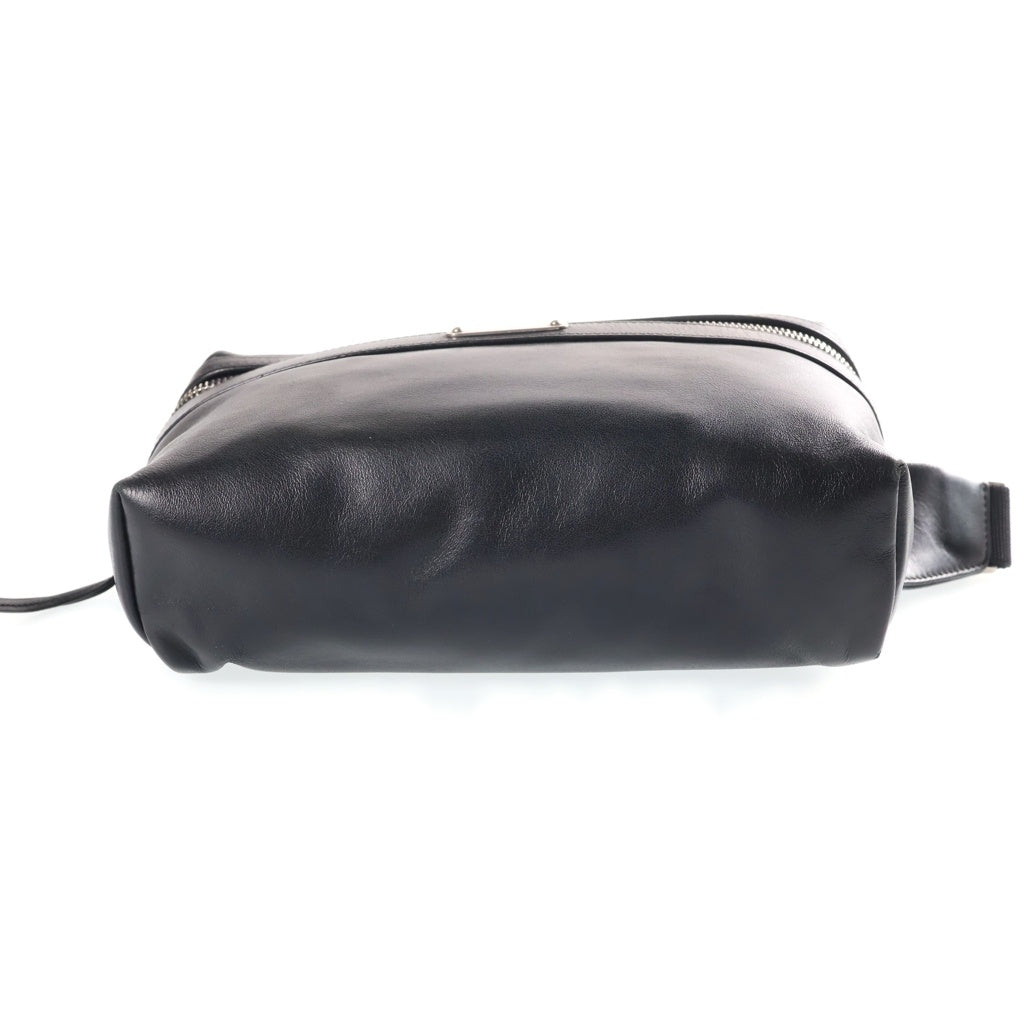 SAINT LAURENT PARIS(サンローランパリ) メッセンジャーバッグ ショルダーバッグ ボディバッグ ブラック レザー 505973 シルバー金具