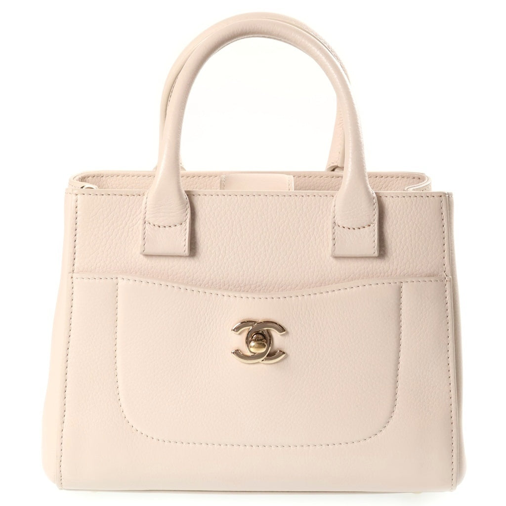 CHANEL(シャネル) ネオエグゼクティブ スモール 2WAYハンドバッグ ショルダーバッグ アイボリー レザー シルバー金具 レディース