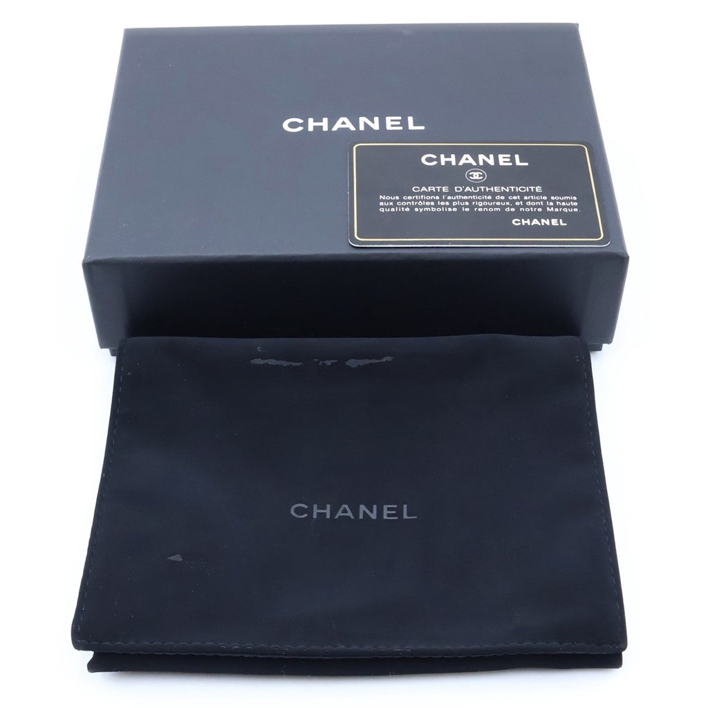 CHANEL(シャネル) ボーイシャネル 三つ折り財布 コンパクトウォレット コインケース ブラック キャビアスキン 25番台 シルバー金具 レディース