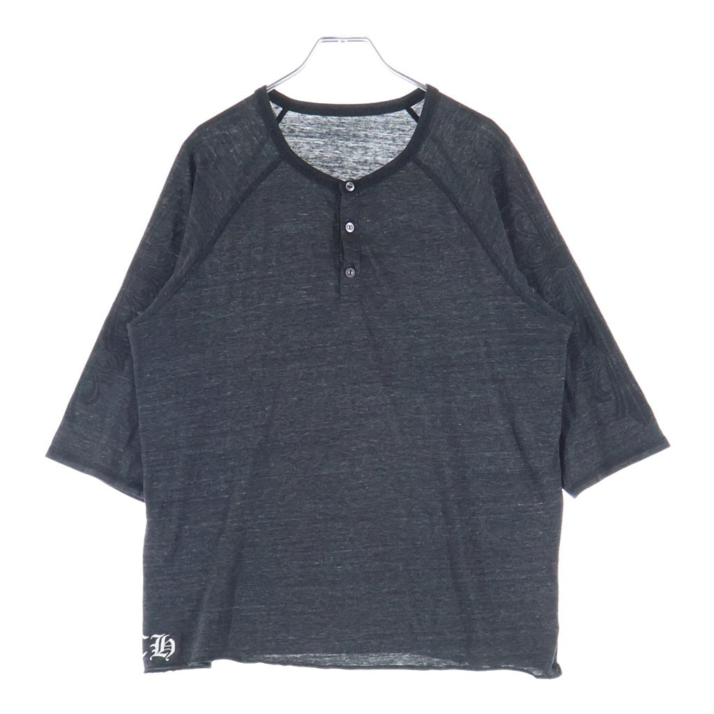 CHROME HEARTS(クロムハーツ) OLD BACK SCROLL LABELTEE スクロールラベルプリント ヘンリーネック 袖フローラル 7部袖Tシャツ カットソー ブラック