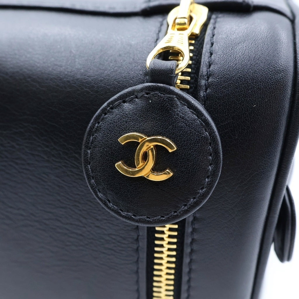 CHANEL(シャネル) バニティバッグ ハンドバッグ ケース ブラック ラムスキン ゴールド金具 レディース
