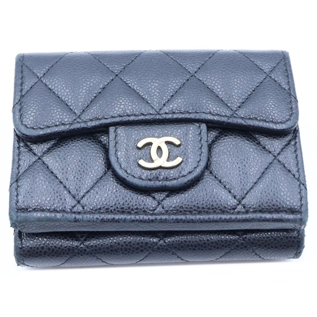 CHANEL(シャネル) マトラッセ 三つ折り財布 コンパクトウォレット コインケース ブラック キャビアスキン AP0230 ゴールド金具 レディース