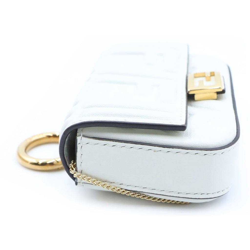 FENDI(フェンディ) ナノバケット チェーンショルダーバッグ ミニバッグチャーム ホワイト レザー 7AR844 ゴールド金具 レディース