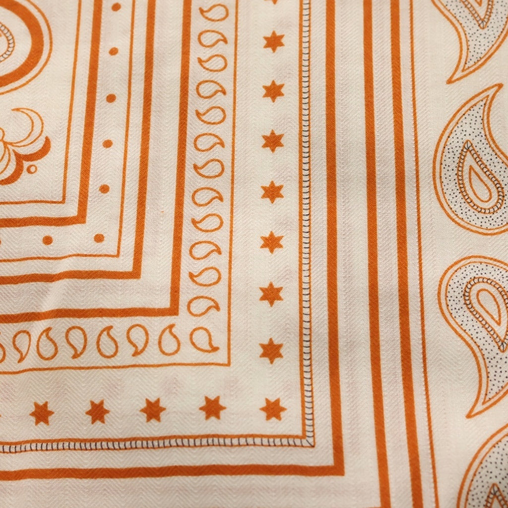 HERMES(エルメス) カレジェアン グラン アパラ バンダナ スカーフ カシミヤ コットン オランジュ キュイ/ホワイト レディース