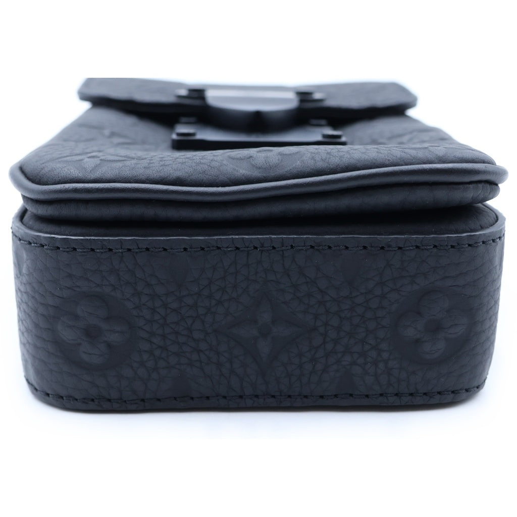 LOUIS VUITTON(ルイヴィトン) モノグラム トリヨン Sロック ヴェルティカル ウェアラブル M81524 レディース