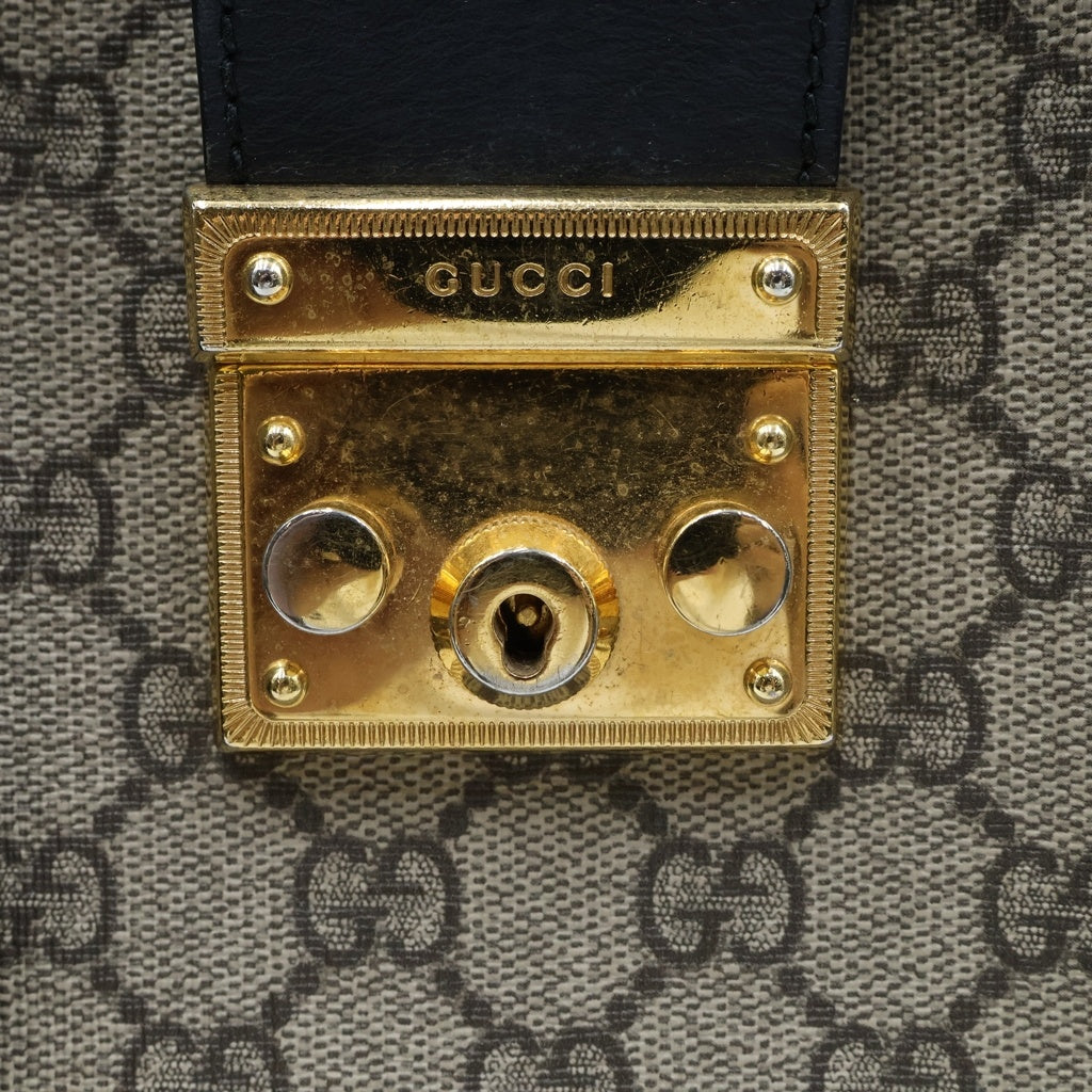 GUCCI(グッチ) パドロック GG ミディアム ショルダー チェーンショルダー PVC レザー ゴールド金具 ベージュ/ブラック レディース