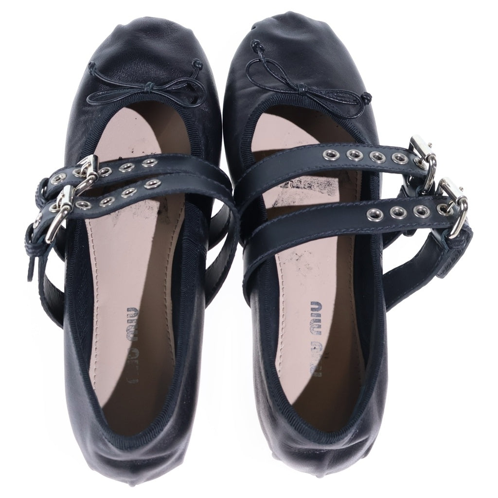 miumiu(ミュウミュウ) ■MIU MIU ナッパレザー ベルト付き バレリーナ フラット レディース
