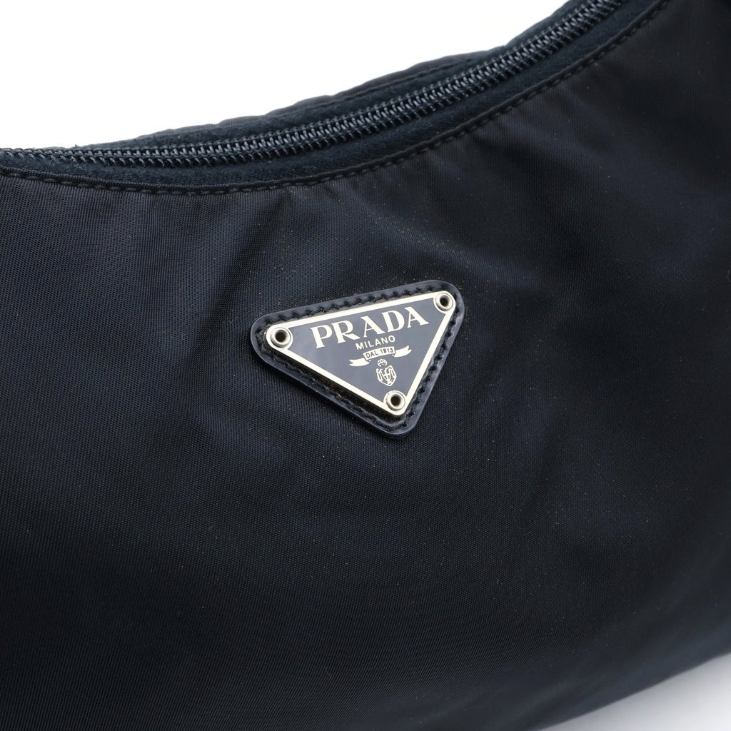 PRADA(プラダ) トライアングルロゴ ワンショルダーバッグ ブラック ナイロン×レザー BR0743 シルバー金具 レディース