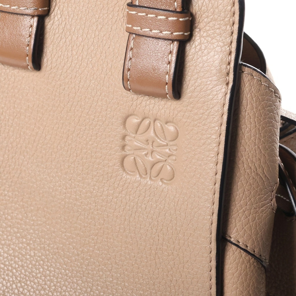 LOEWE(ロエベ) ハンモック ミニ 2WAYハンドバッグ ショルダーバッグ ブラウンベージュ レザー ゴールド金具 レディース