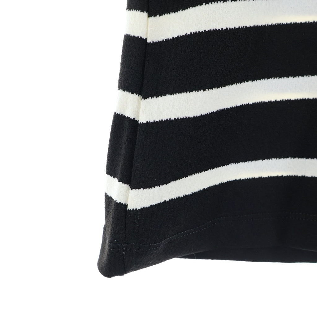 FENDI(フェンディ) OLD Vネック ボーダー柄 半袖Tシャツ カットソー ブラック/ホワイト レディース