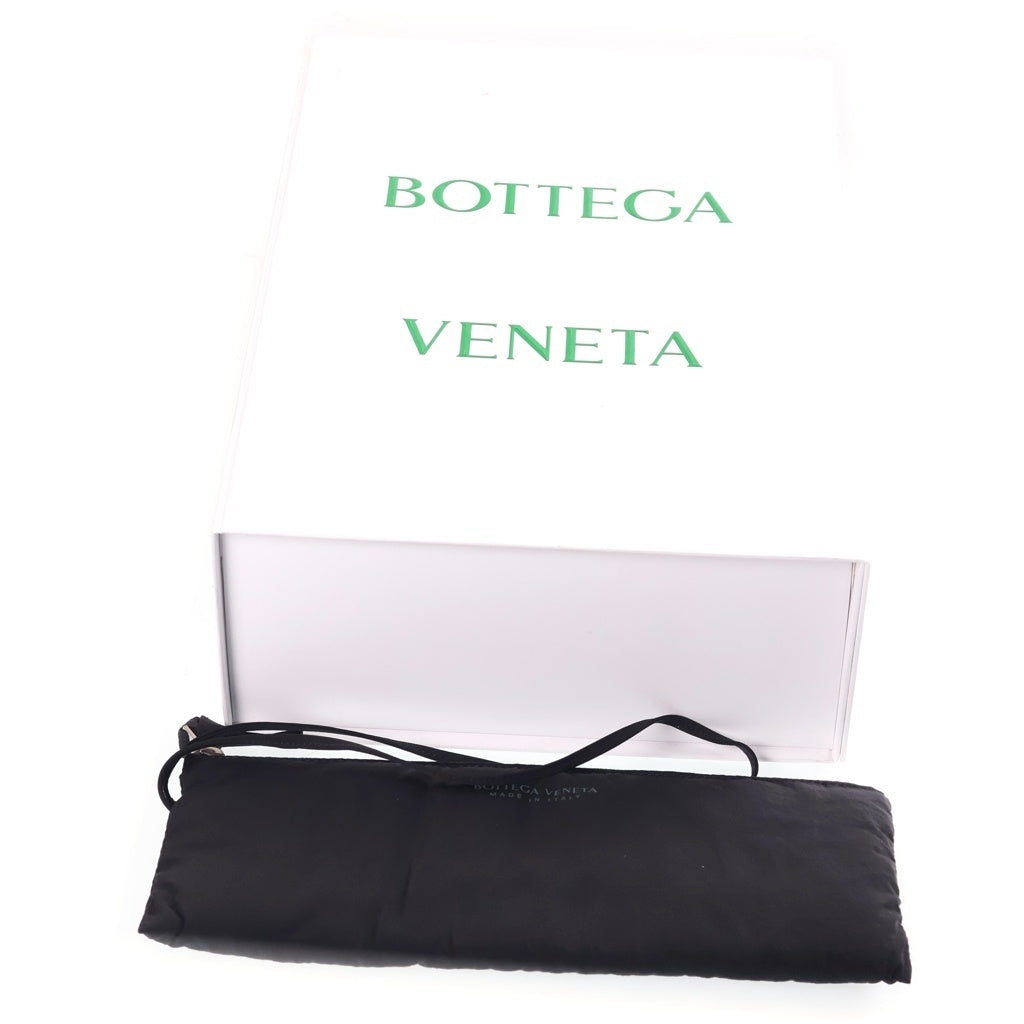 BOTTEGA VENETA(ボッテガヴェネタ) パデットカセット ショルダーバッグ ブラック ナイロン レディース