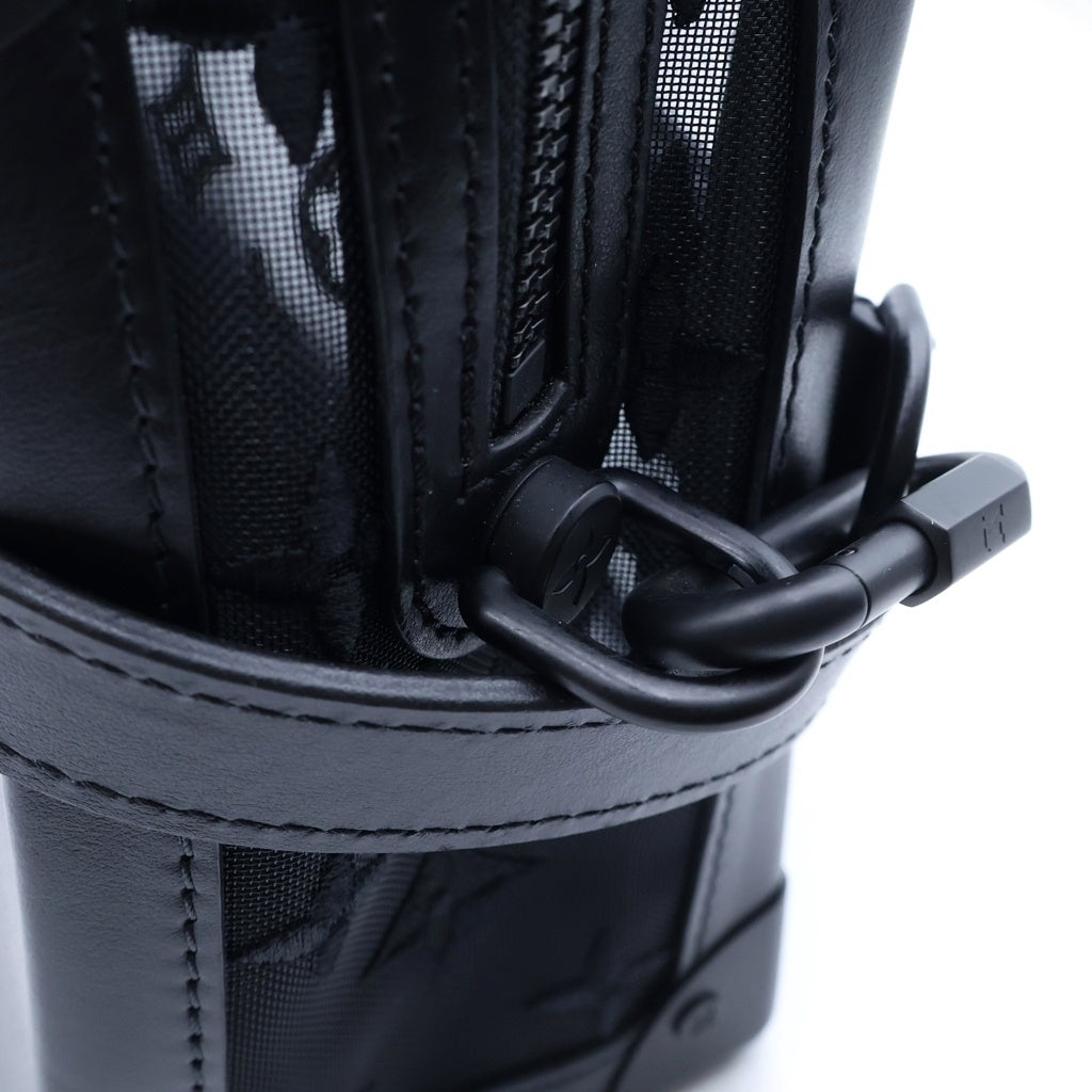 LOUIS VUITTON(ルイヴィトン) モノグラム ソフトトランク ショルダーバッグ ブラック メッシュ×レザー M53964 ICタイプ レディース