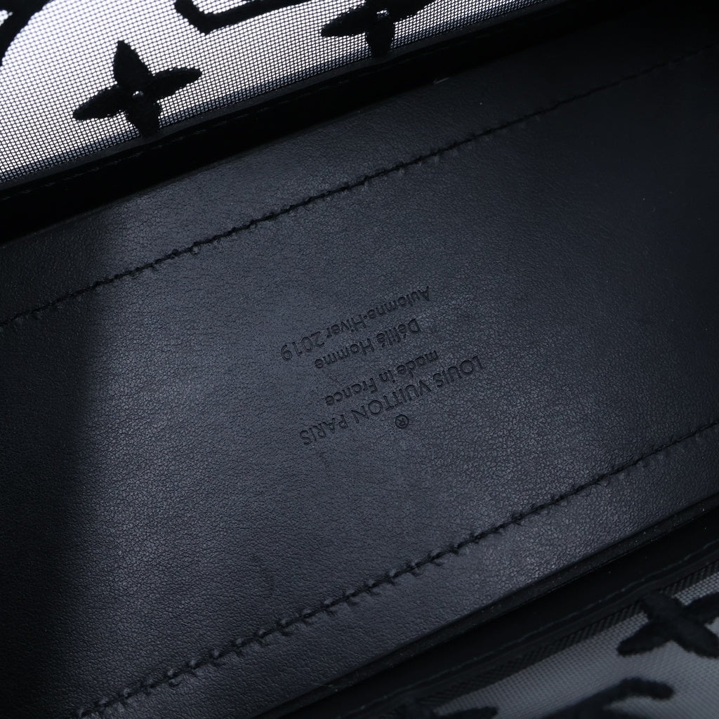 LOUIS VUITTON(ルイヴィトン) モノグラム ソフトトランク ショルダーバッグ ブラック メッシュ×レザー M53964 ICタイプ レディース