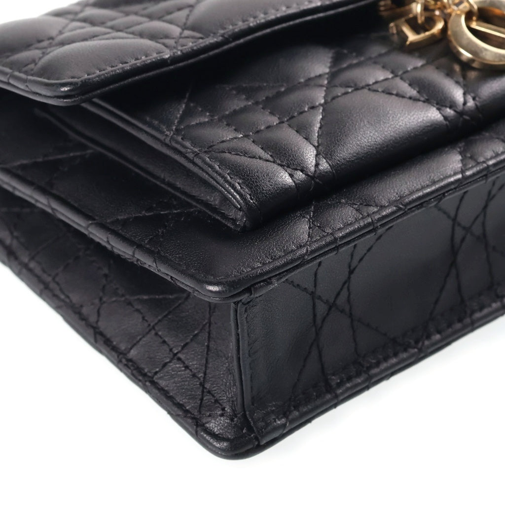 DIOR(ディオール) デイリーチェーンポーチ チェーンウォレット チェーンショルダーバッグ ブラック レザー ゴールド金具 レディース