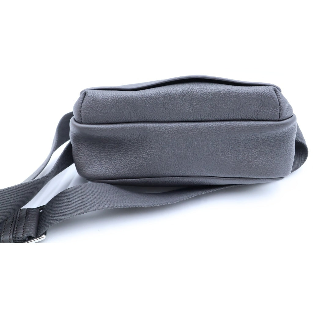 LOEWE(ロエベ) ペブル メッセンジャーバッグ ミディアム ショルダーバッグ グレージュ チャコールグレー レザー シルバー金具 レディース
