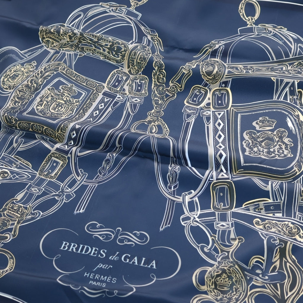 HERMES(エルメス) カレ90 ダブルフェイス 式典用馬勒 シルクスカーフ ブルー レディース