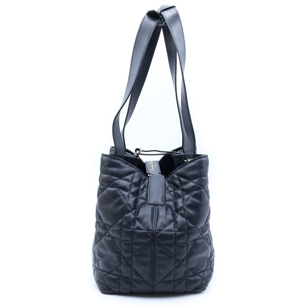 Christian Dior(クリスチャンディオール) トゥジュール カナージュ ハンドバッグ トートバッグ ブラック レザー ゴールド金具 レディース
