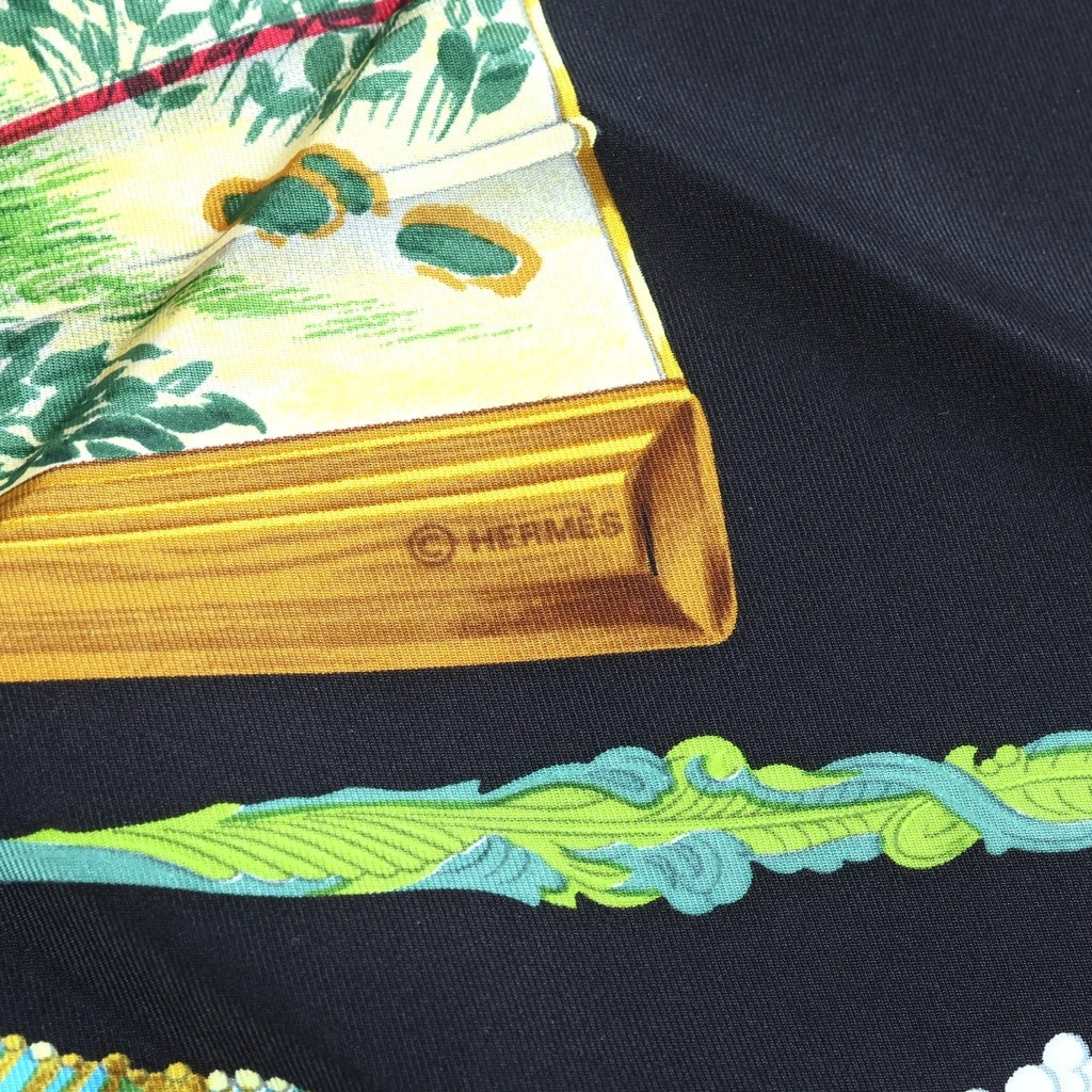 HERMES(エルメス) カレ90 シルクスカーフ BRISE de CHARME 魅惑のそよ風 ブラック×マルチカラー レディース