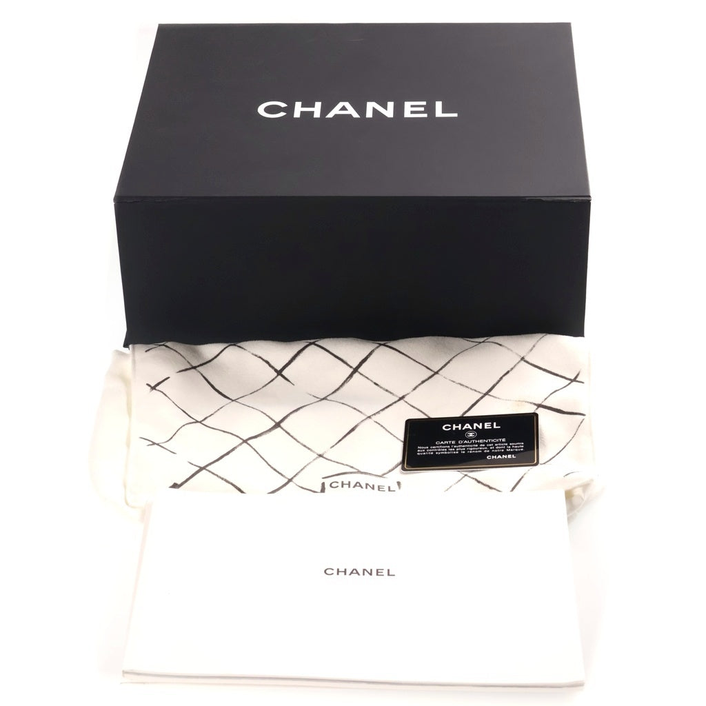 CHANEL(シャネル) マトラッセ23 ダブルフラップ ダブルチェーンショルダーバッグ ブラック ラムスキン 16番台 ゴールド金具 レディース