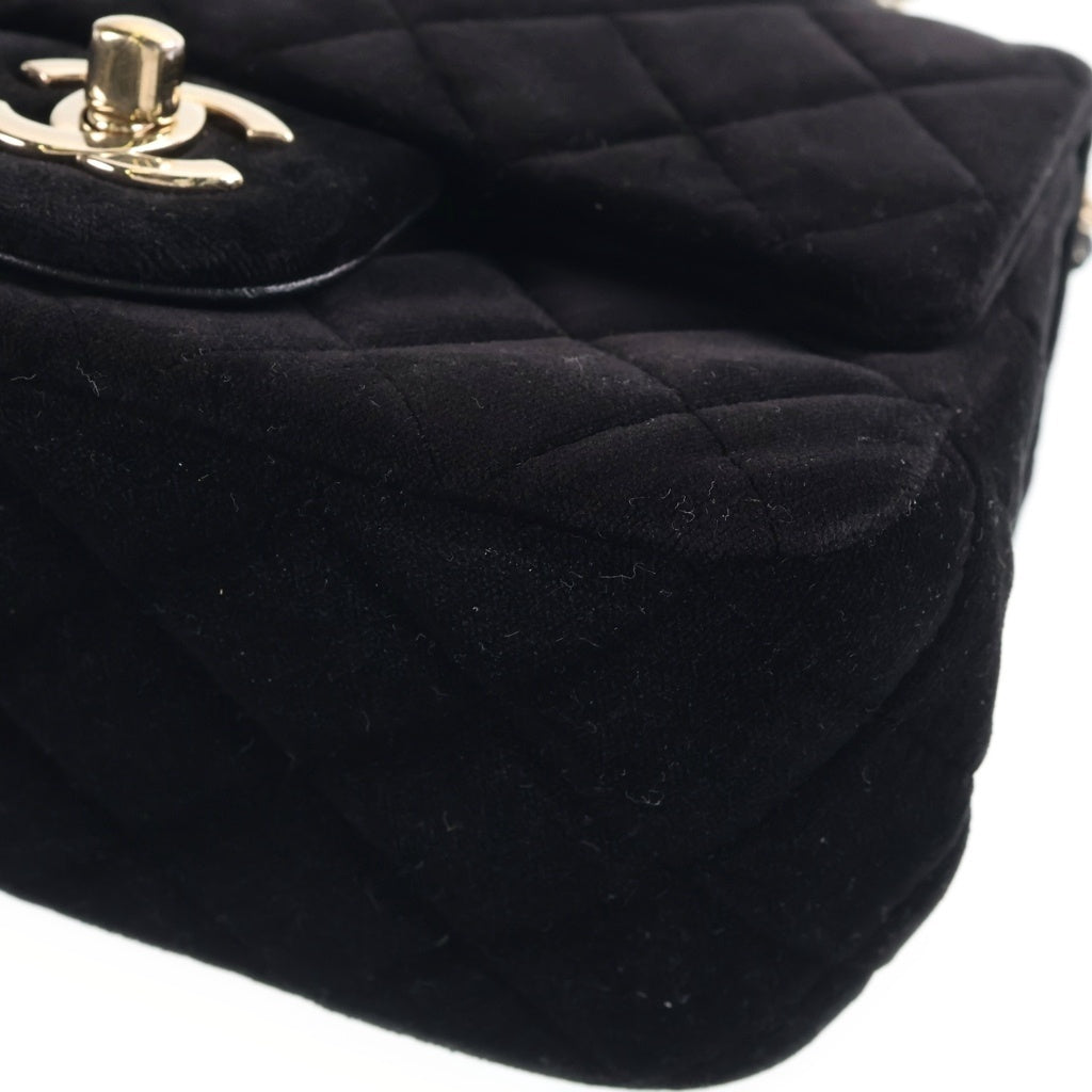 CHANEL(シャネル) ミニマトラッセ 17 チェーンショルダーバッグ ブラック ベルベット ベロア シリアルプレート AS1786 ゴールド金具 レディース