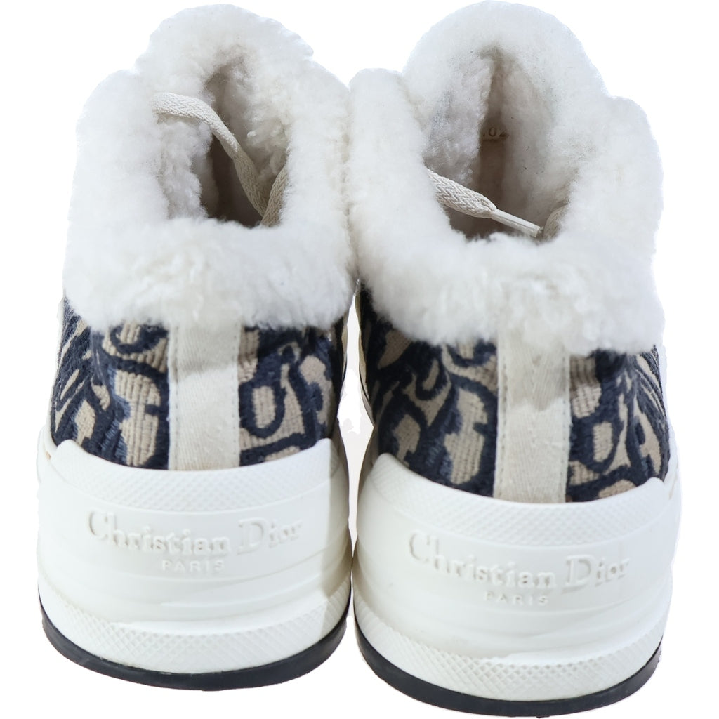Christian Dior(クリスチャンディオール) オブリーク ファーローカットスニーカー ホワイト×ネイビー キャンバス レディース