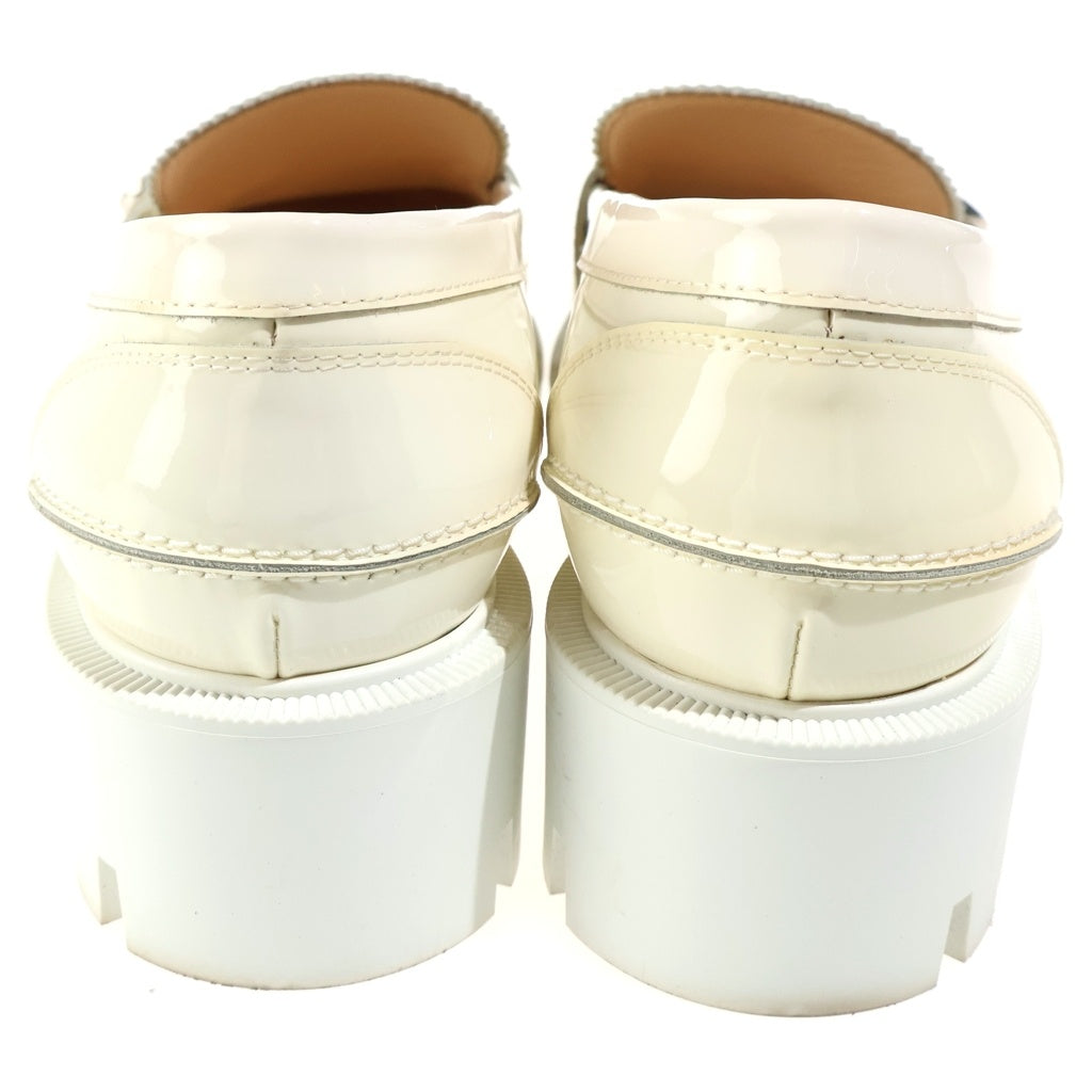 CHRISTIAN LOUBOUTIN(クリスチャンルブタン) LOCK WOODY FLAT PATENT ローファー ヒール ホワイト パテント レディース