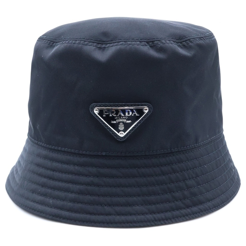 PRADA(プラダ) RE-NYLON リナイロン トライアングルロゴプレート バケットハット 帽子 ブラック 2HC137 レディース