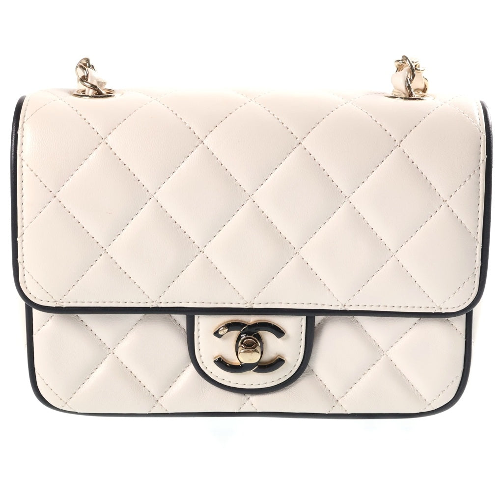 CHANEL(シャネル) マトラッセ SフラップSチェーンショルダーバッグ ホワイト×ブラック ラムスキン プレートシリアル AP4512 ゴールド金具