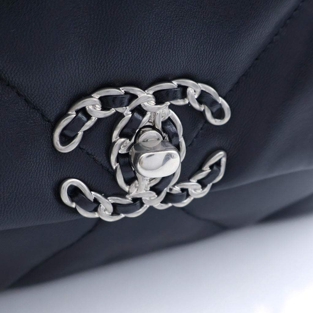 CHANEL(シャネル) シャネル19 マトラッセ ココマーク チェーン ハンドバッグ 2wayショルダー ゴールド シルバー金具 シャイニーカーフスキン ブラック AS1160