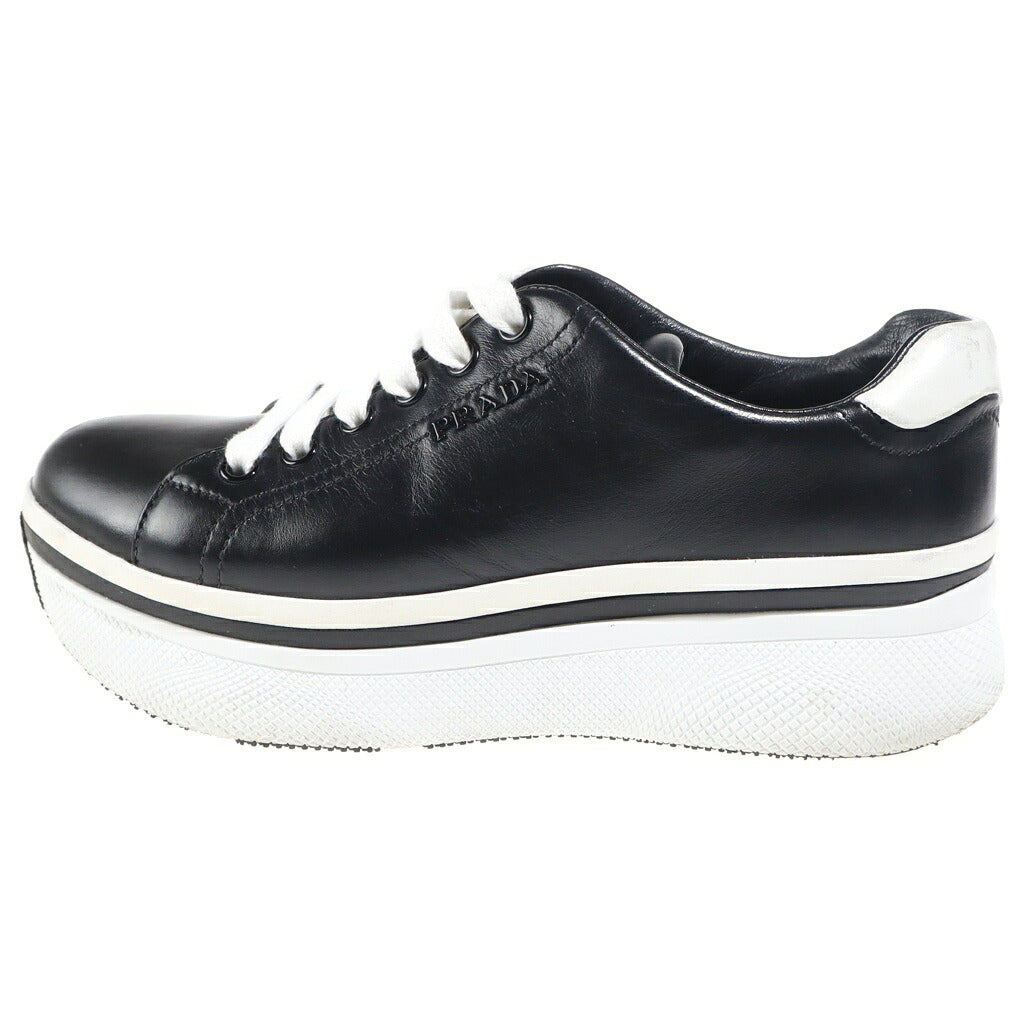 PRADA(プラダ) ローカット スニーカー ボリュームソール 厚底 レザー ブラック/ホワイト 1E5571