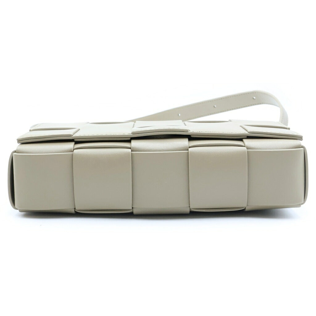 BOTTEGA VENETA(ボッテガヴェネタ) カセット ショルダーバッグ グレージュ ベージュ レザー 578004VMAY1