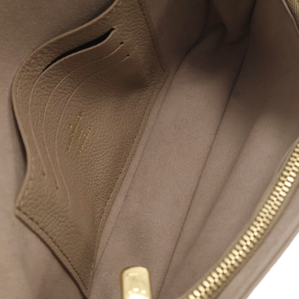 LOUIS VUITTON(ルイヴィトン) モノグラムアンプラント ウォレットオンチェーン アイビー クレーム